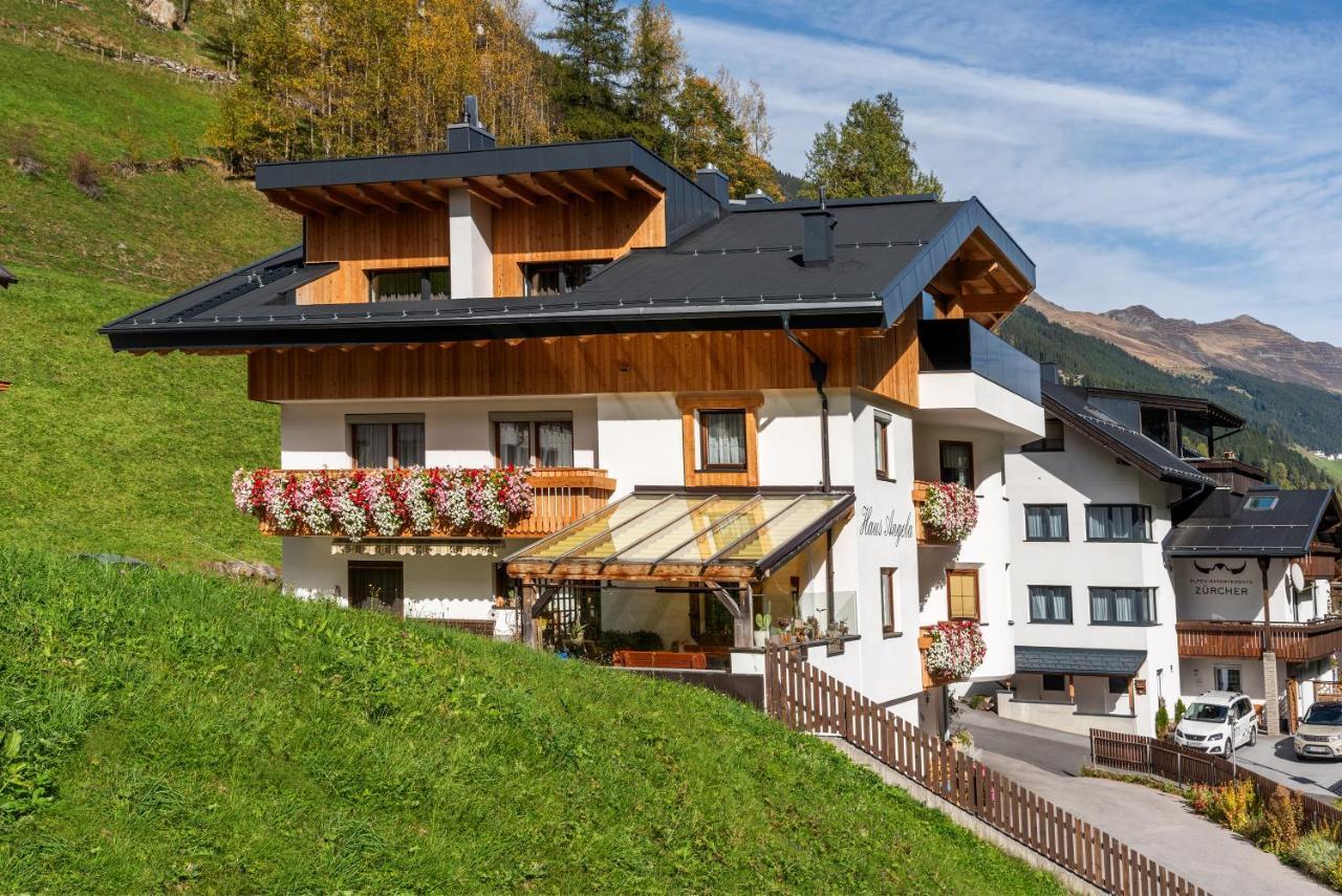 Hotel Haus Angela à Kappl  Extérieur photo