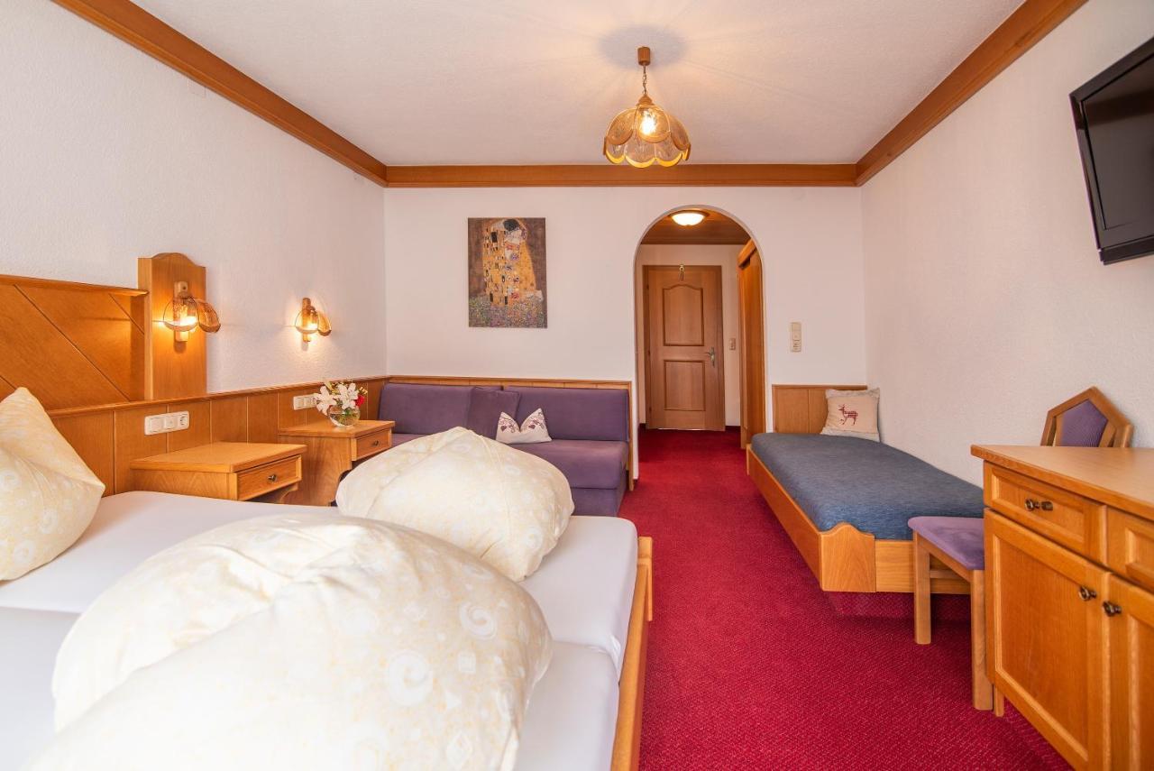 Hotel Haus Angela à Kappl  Extérieur photo