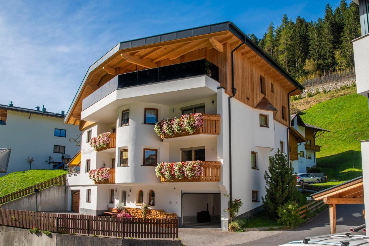 Hotel Haus Angela à Kappl  Extérieur photo