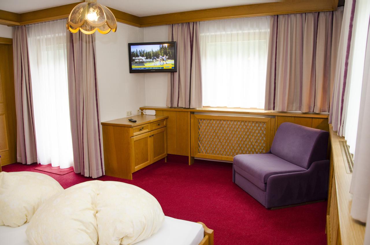 Hotel Haus Angela à Kappl  Extérieur photo