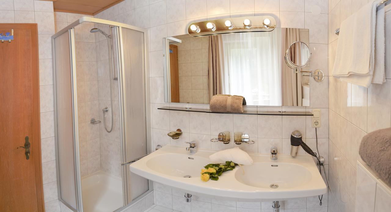 Hotel Haus Angela à Kappl  Extérieur photo